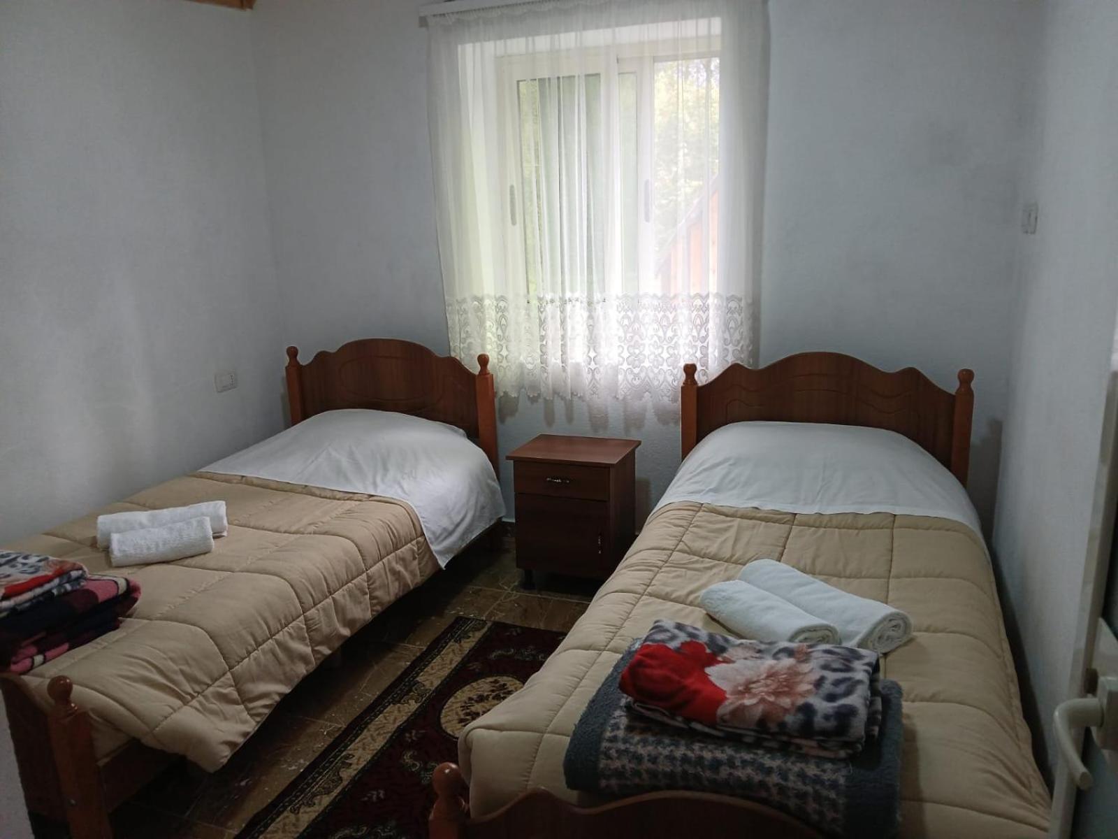 Bed and Breakfast Bujtina Milani Шкодер Экстерьер фото